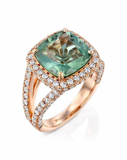 color: Rose Gold