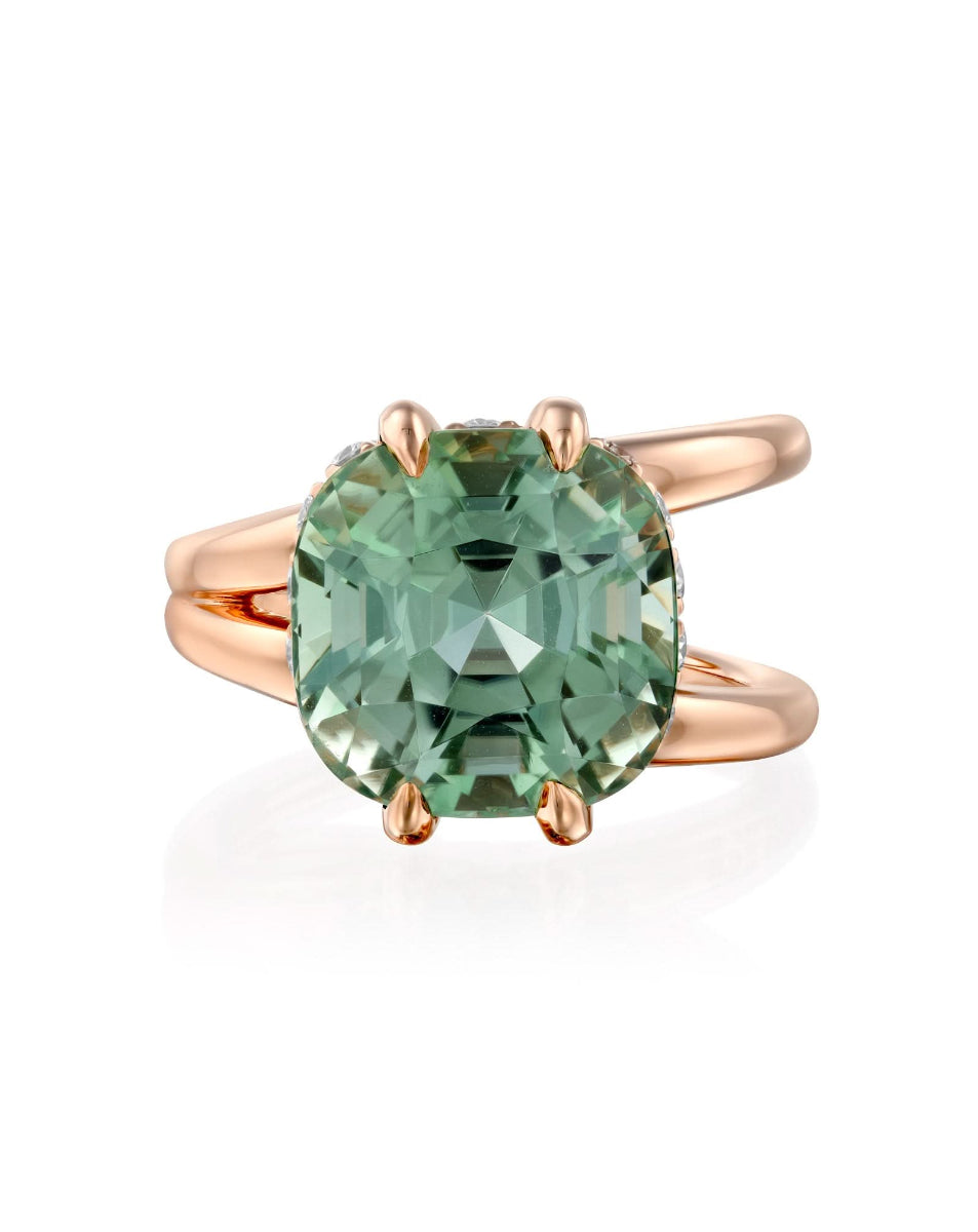 color: Rose Gold