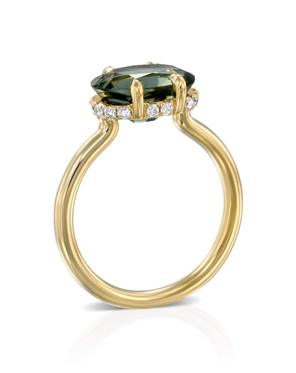 color: Yellow Gold