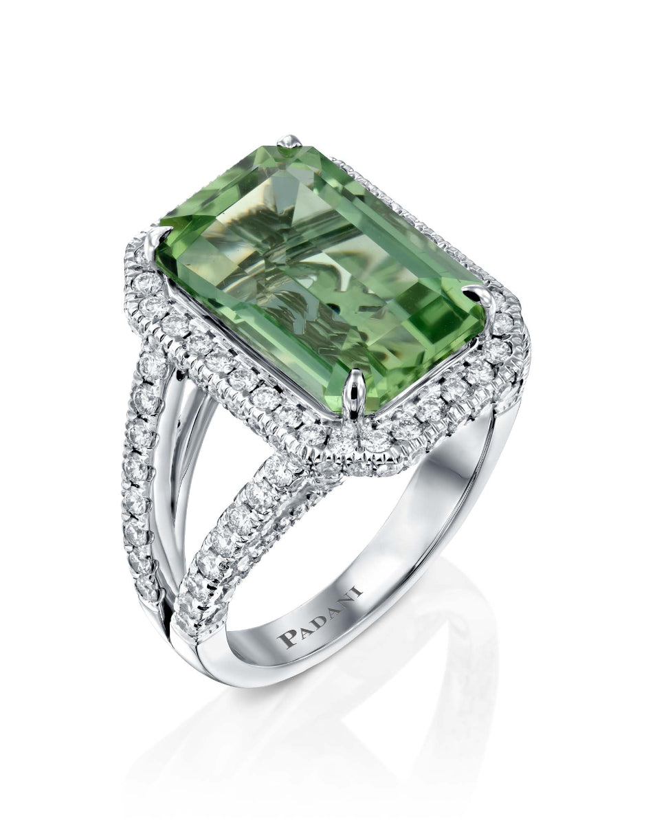 color: White Gold