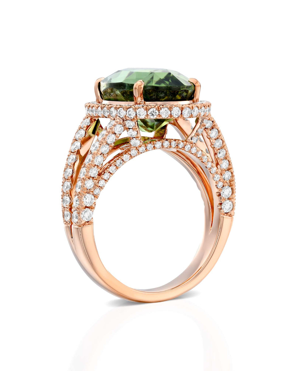 color: Rose Gold