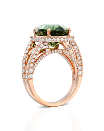 color: Rose Gold