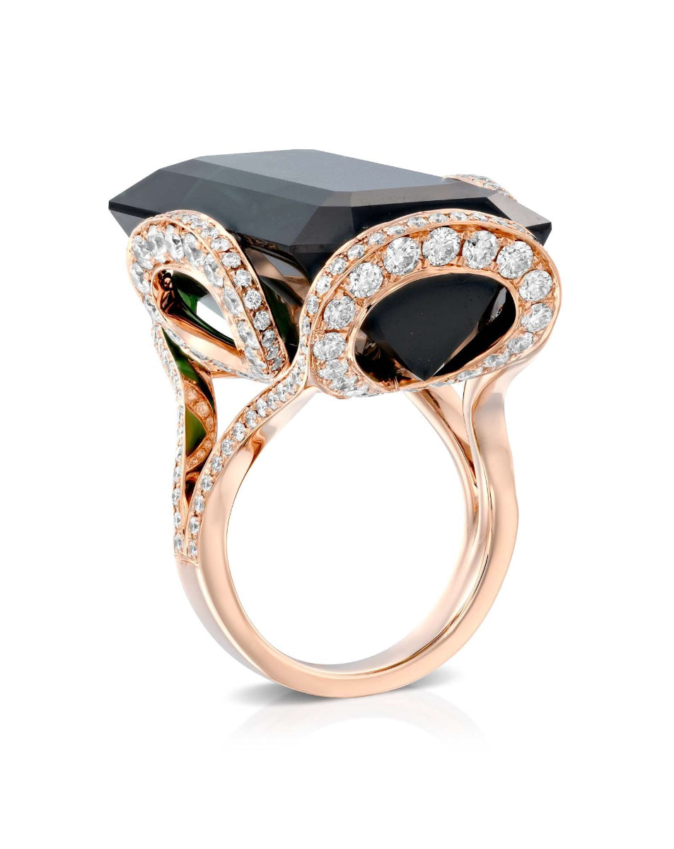 color: Rose Gold
