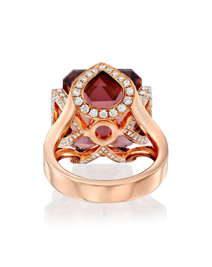 color: Rose Gold