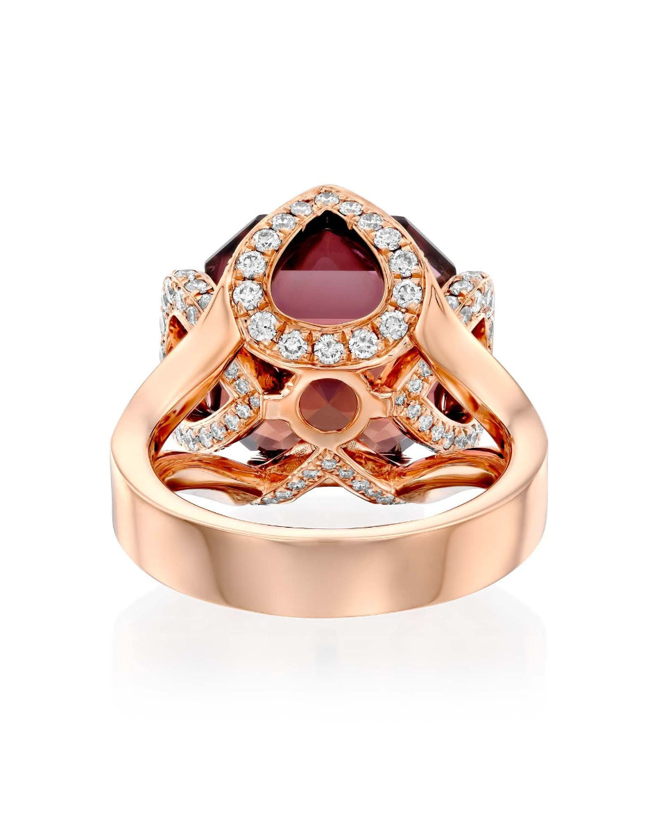 color: Rose Gold