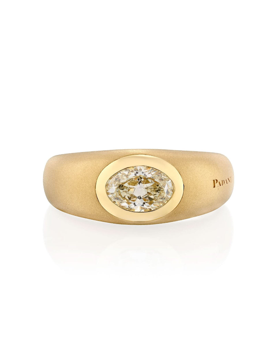 color: Yellow Gold