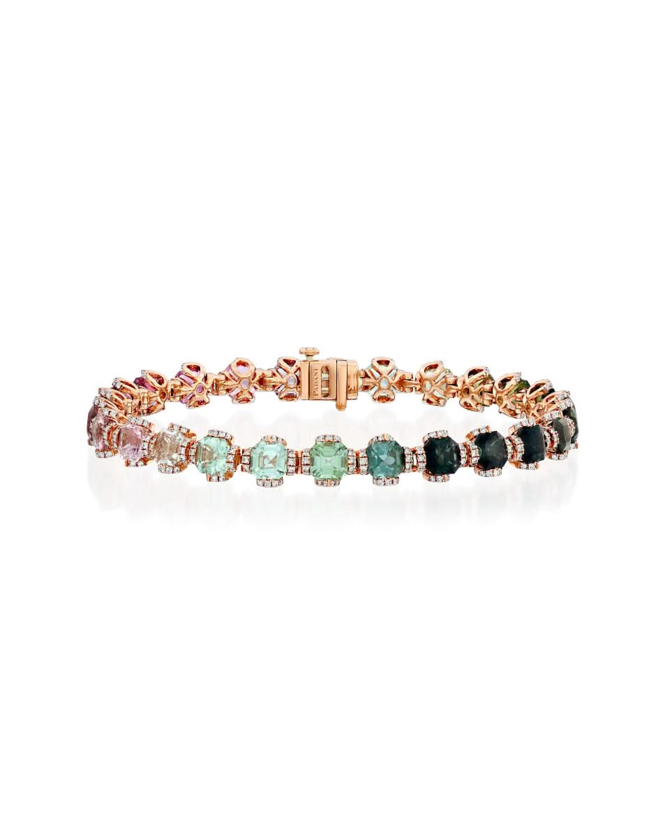 color: Rose Gold