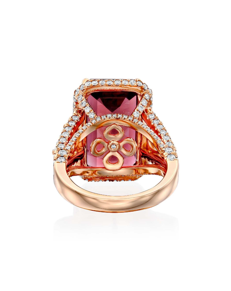 color: Rose Gold