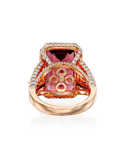 color: Rose Gold