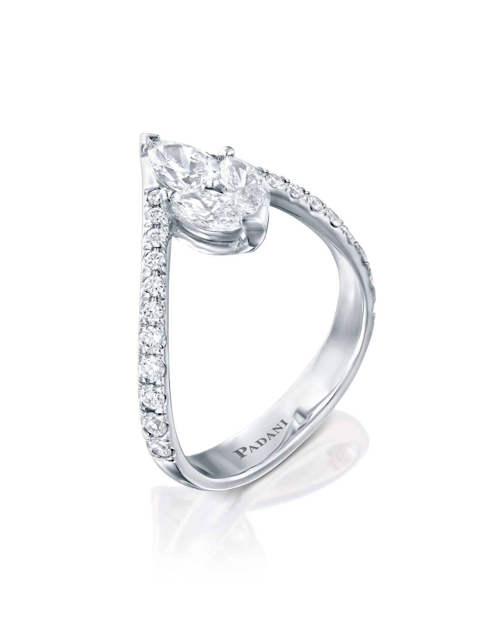 Malvene V-shape Ring – Padani
