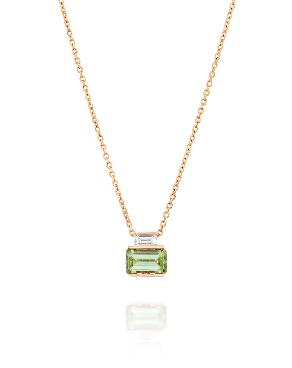 color: Rose Gold
