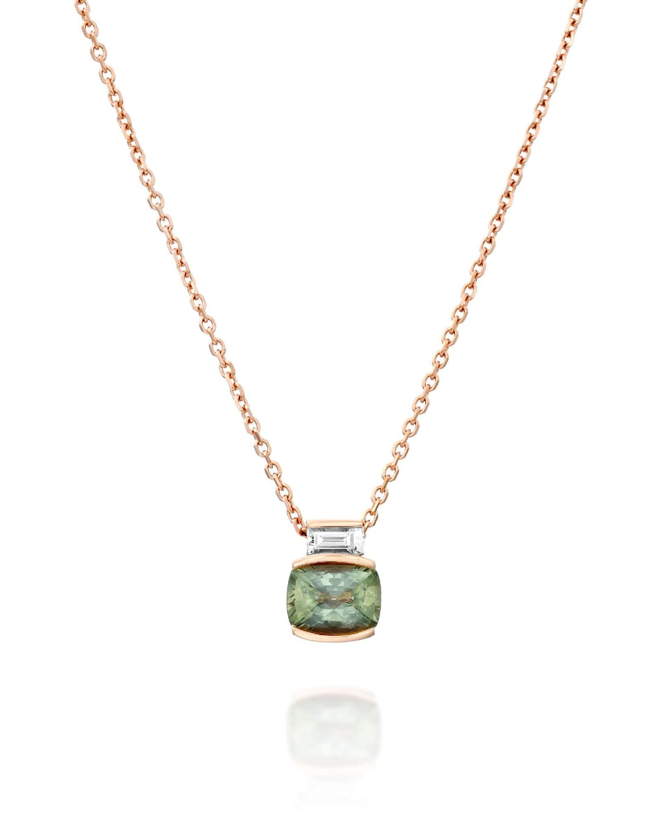 color: Rose Gold