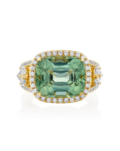 color: Yellow Gold