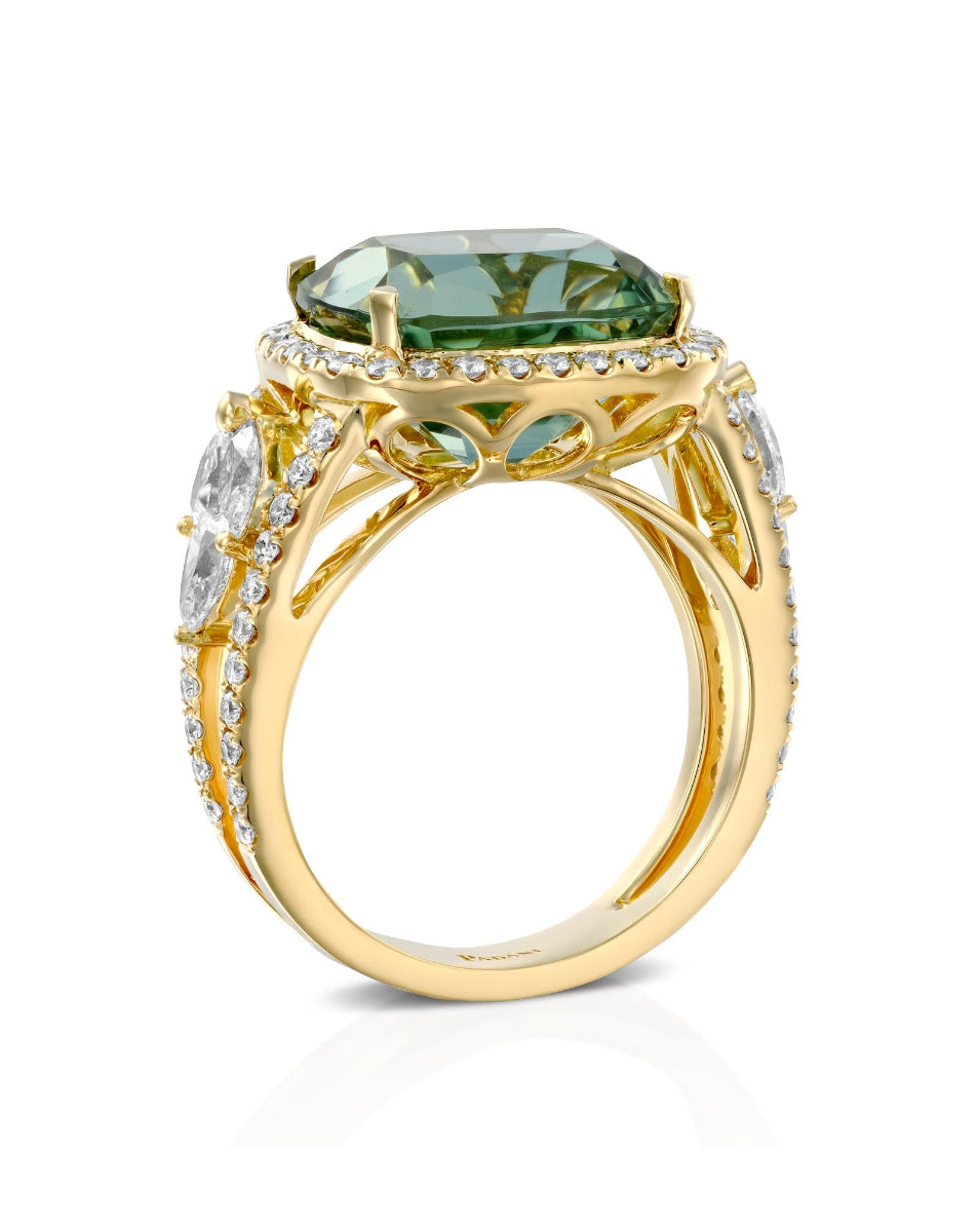 color: Yellow Gold
