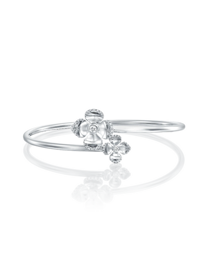 color: White Gold