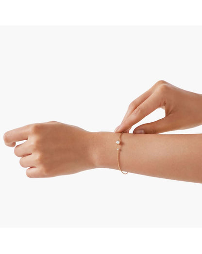 color: Rose Gold