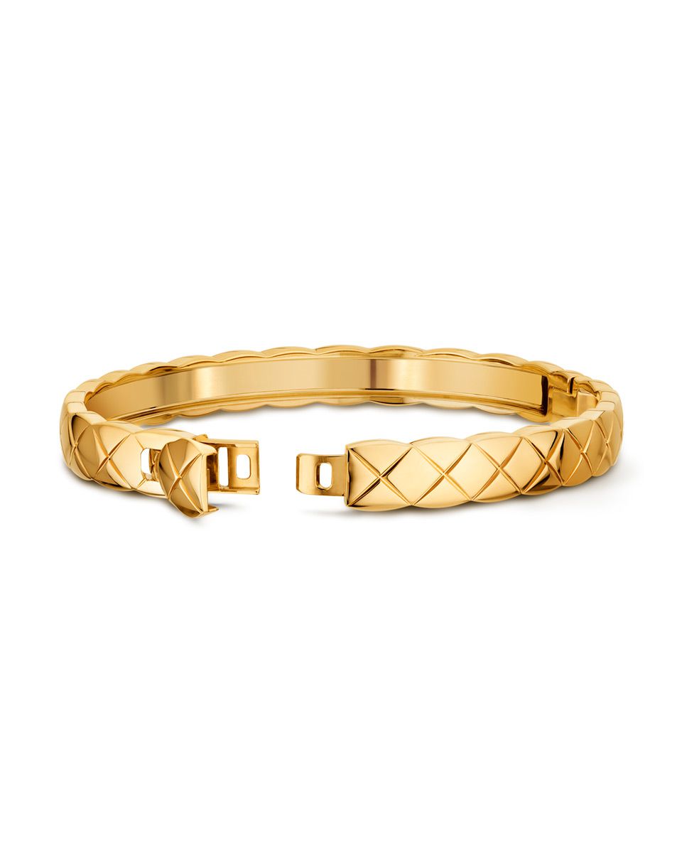 color: Yellow Gold