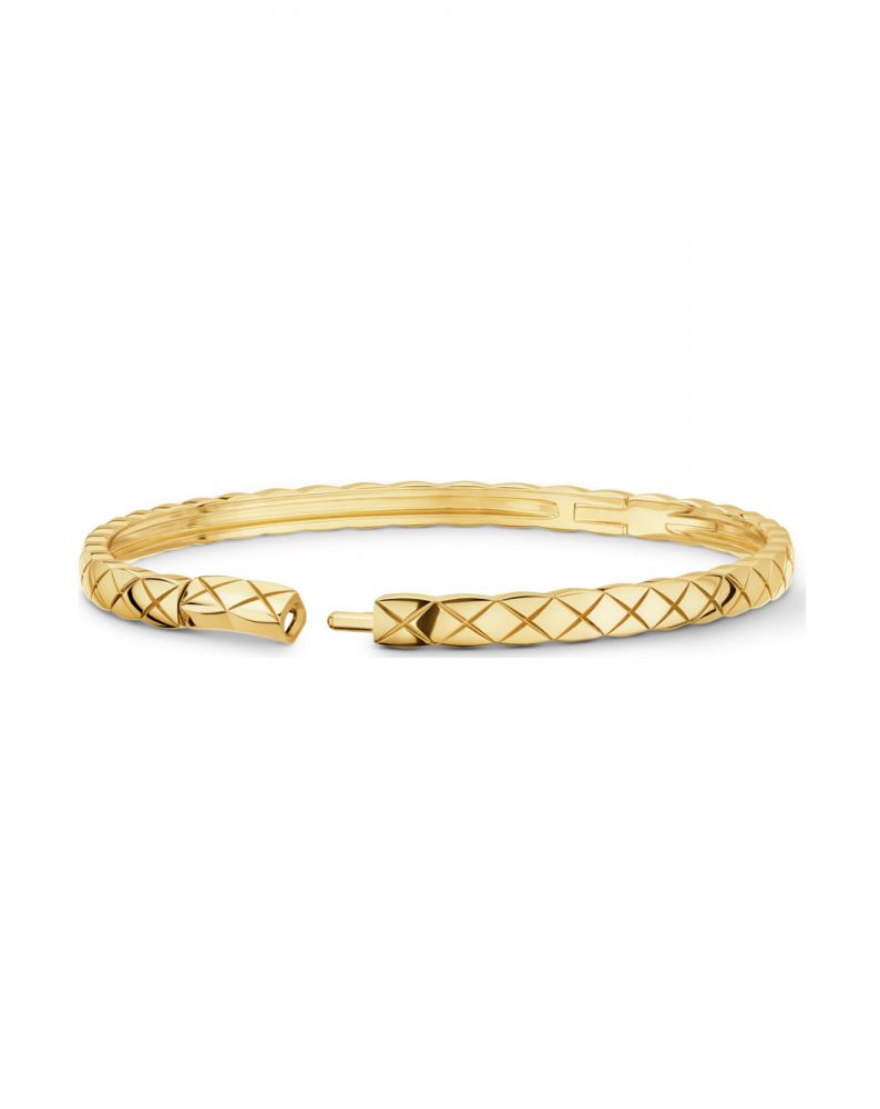 color: Yellow Gold