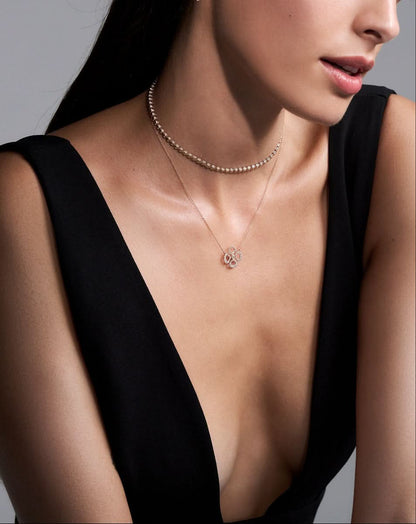 color: Rose Gold; color: White Gold; color: Yellow Gold;