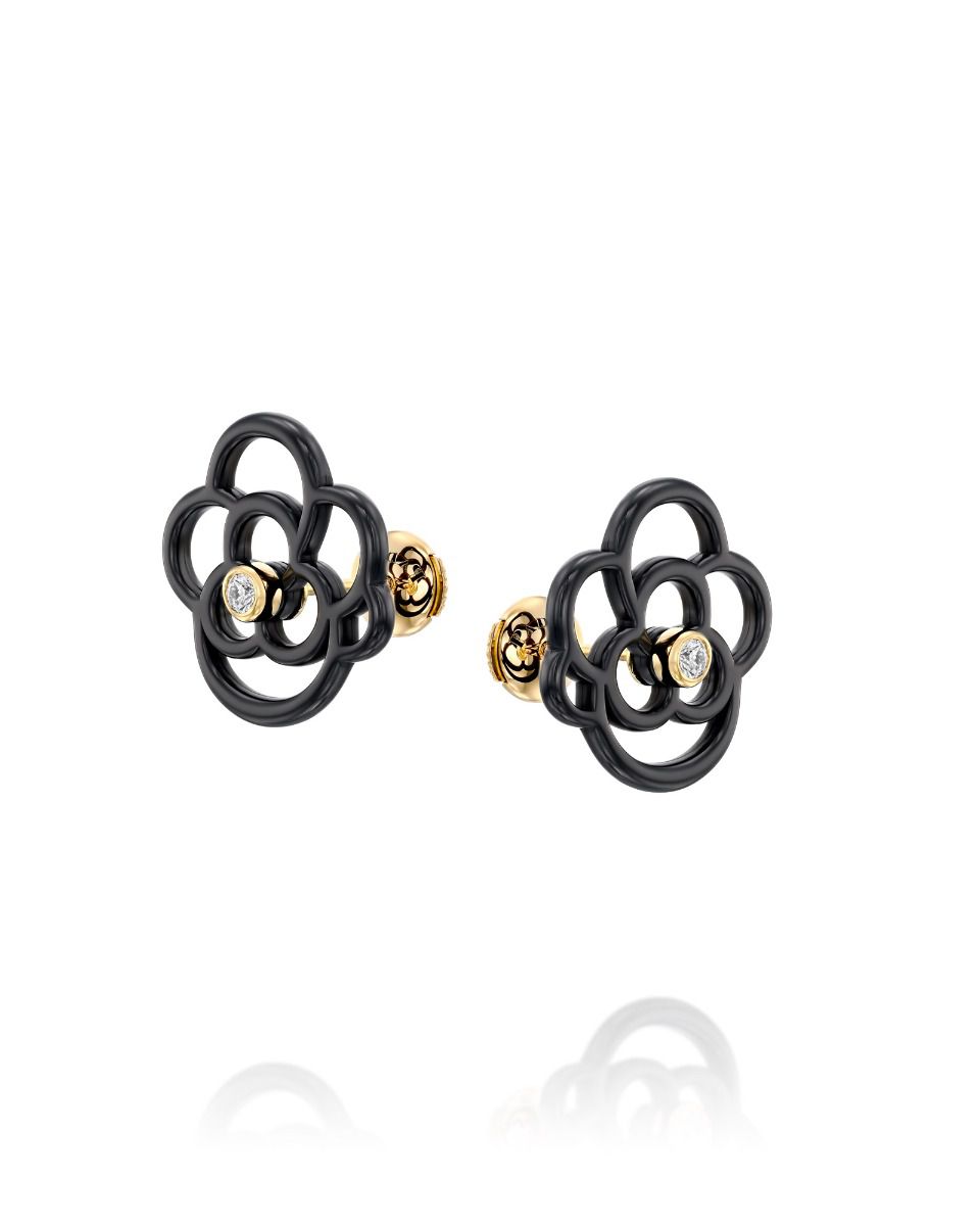 color: Yellow Gold