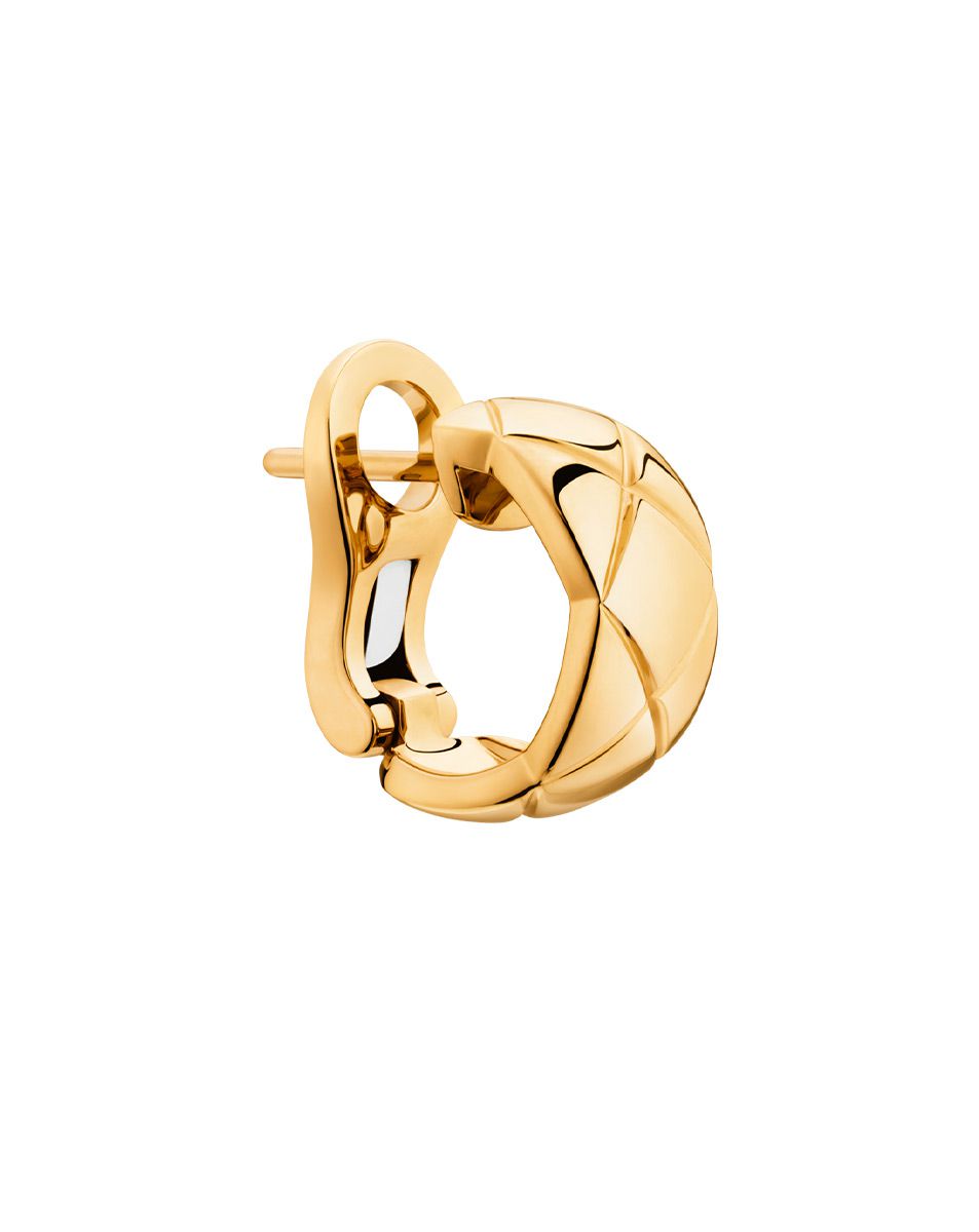 color: Yellow Gold