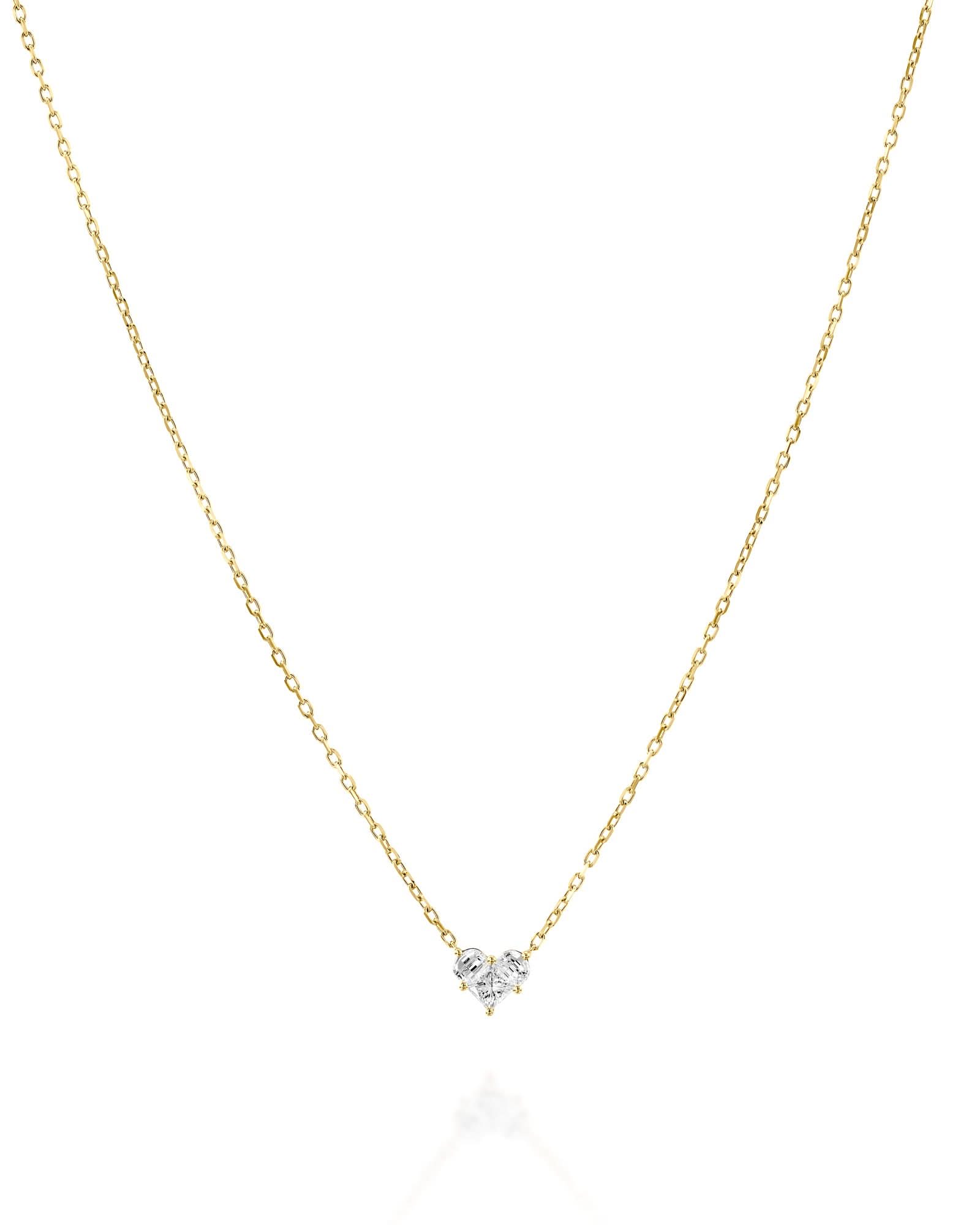 Color: Yellow Gold