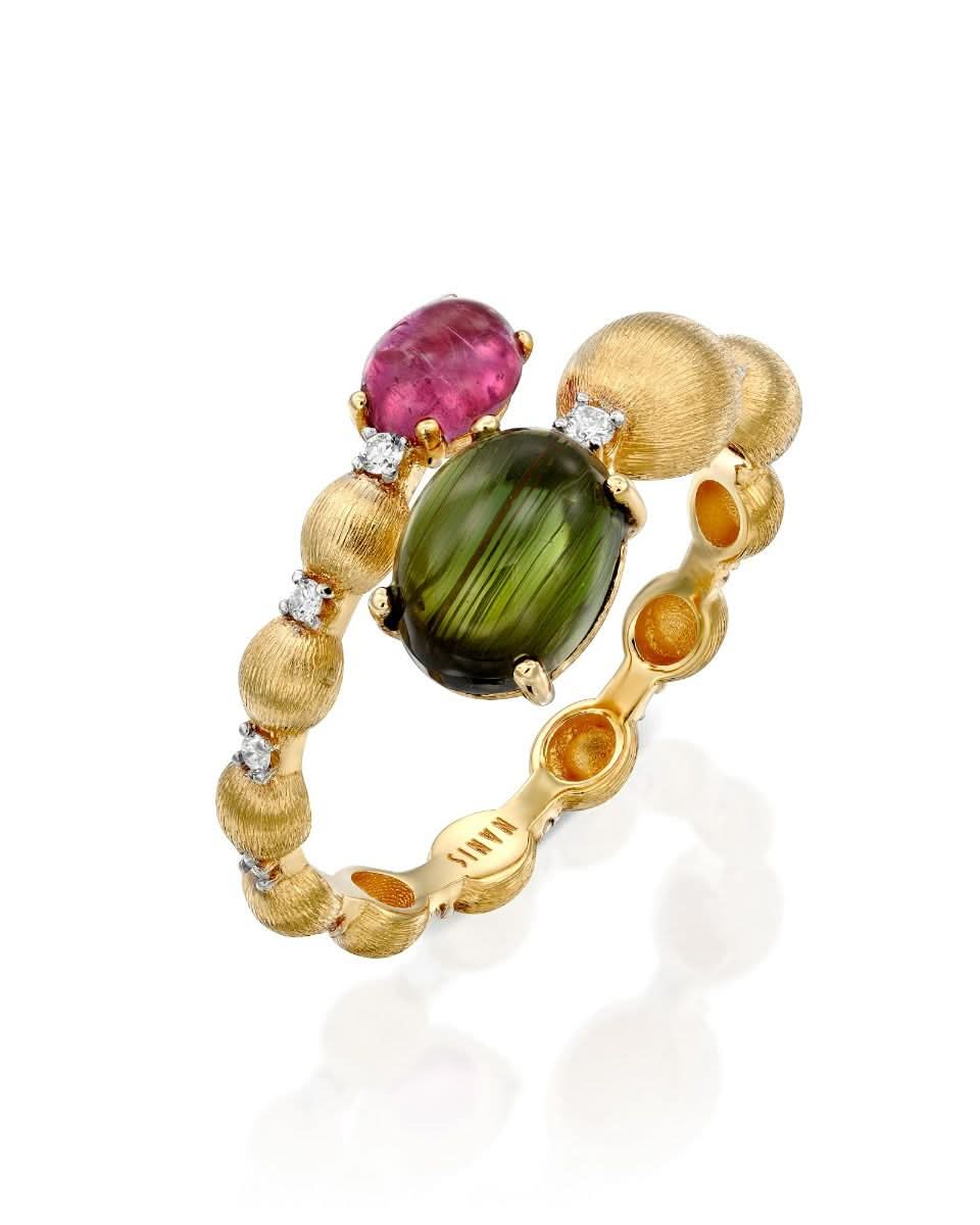 color: Yellow Gold
