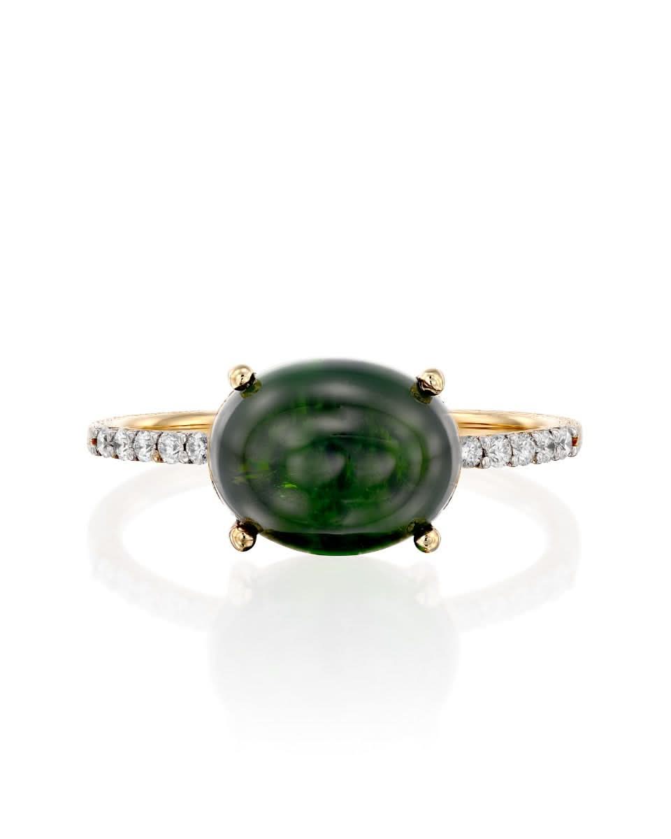 color: Yellow Gold