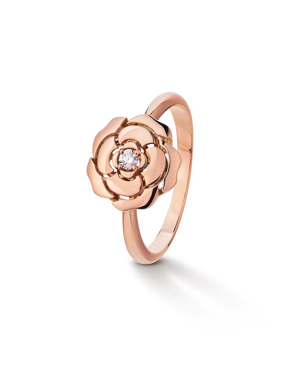 color: Rose Gold