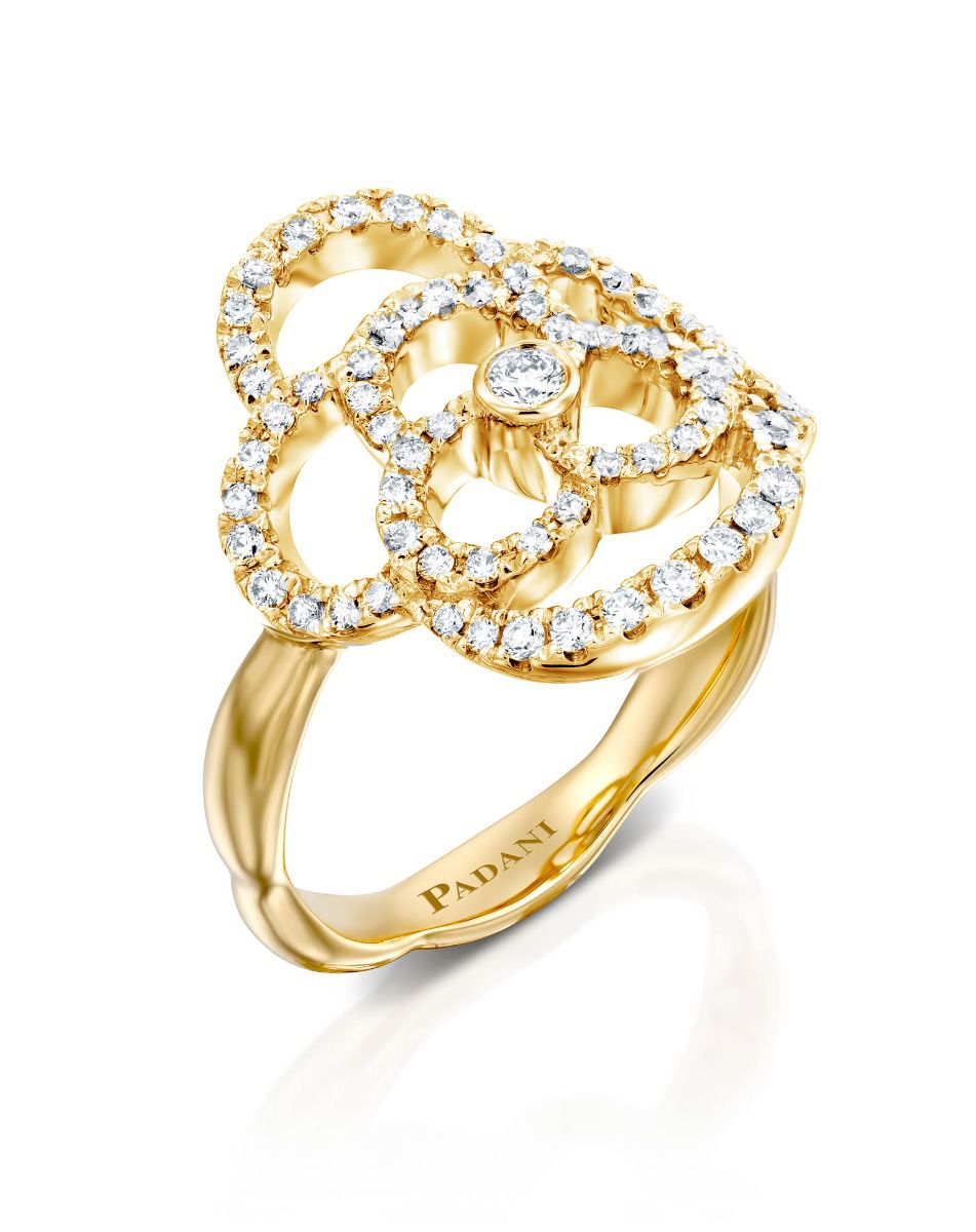 Color: Yellow Gold