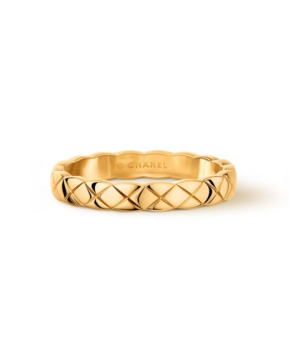 color: Yellow Gold