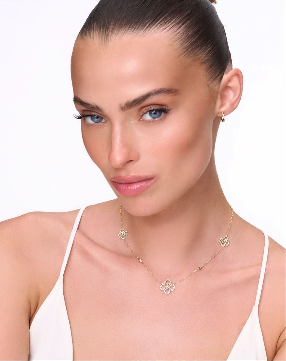 color: White Gold; color: Yellow Gold; color: Rose Gold;