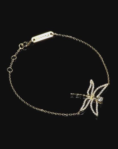 color: Yellow Gold; color:  White Gold; color: Rose Gold;