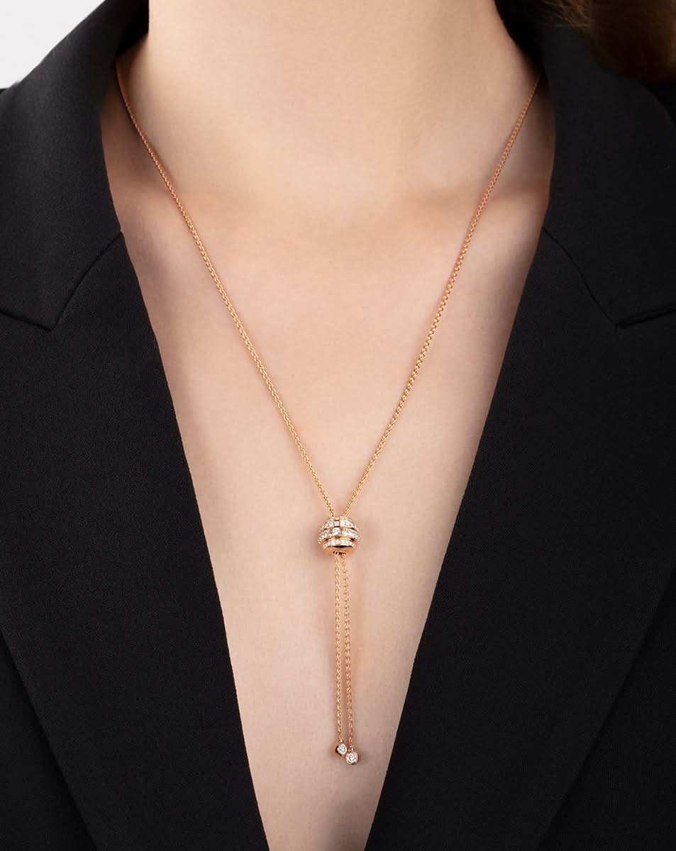 color: Rose Gold