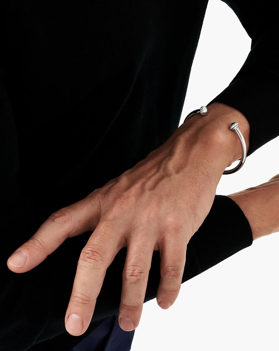 color: White Gold