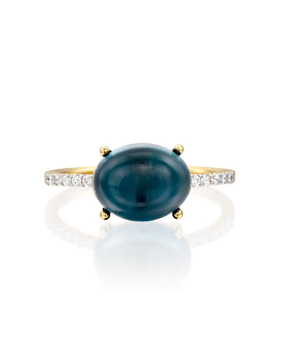 color: Yellow Gold