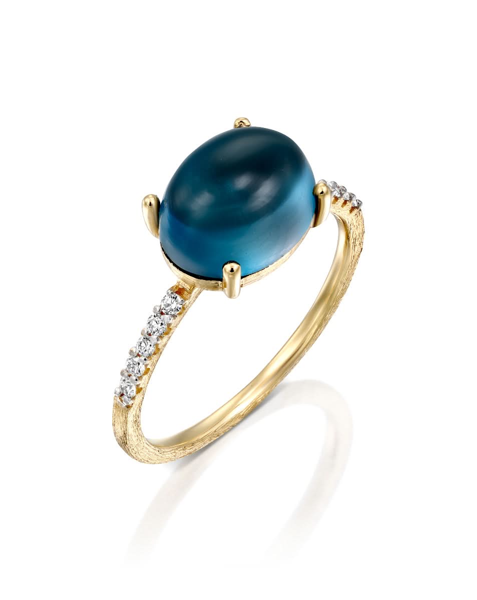 color: Yellow Gold