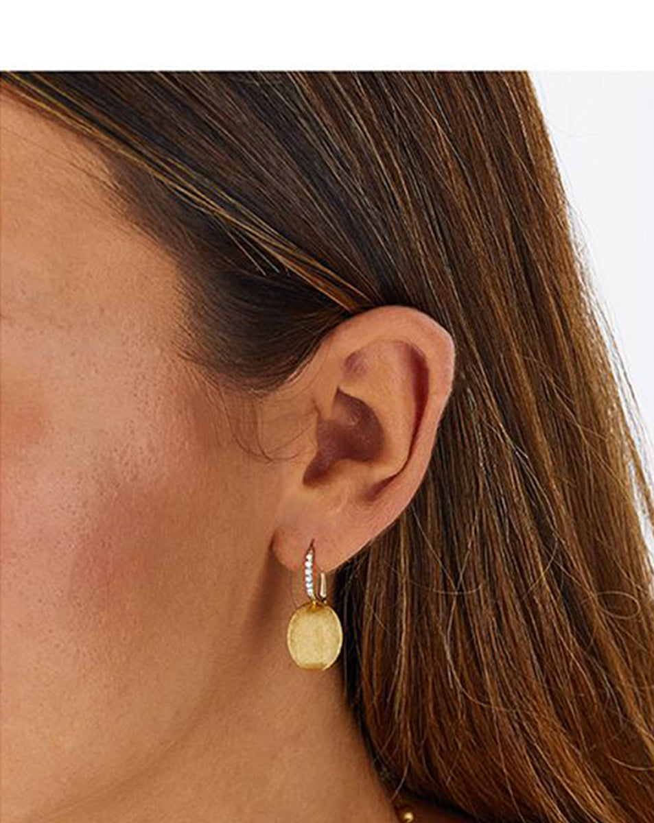 עגילי נניס תלויים בזה בצהוב משובצים יהלומים - MEDIUM