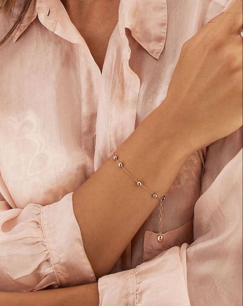color: Rose Gold
