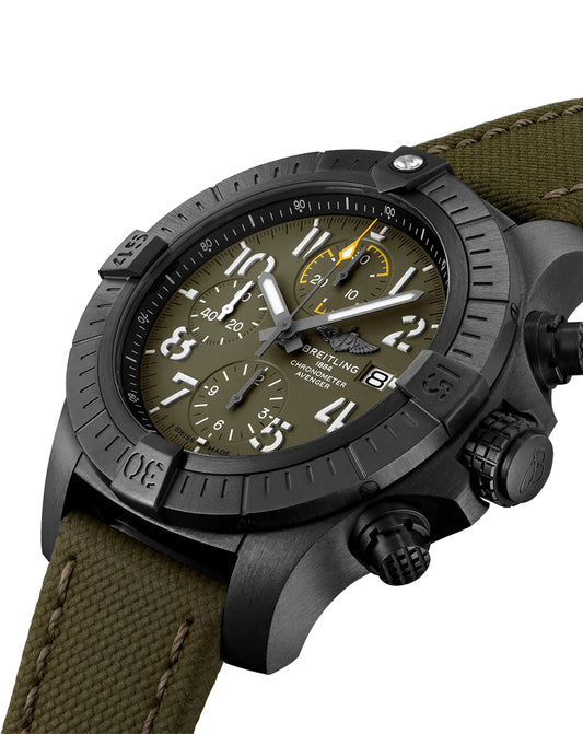 BREITLING AVENGER Watch